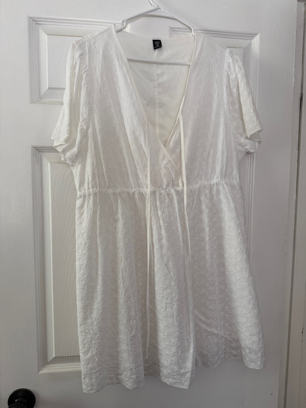 SHEIN White Mini Dress with Textured Dot Detail